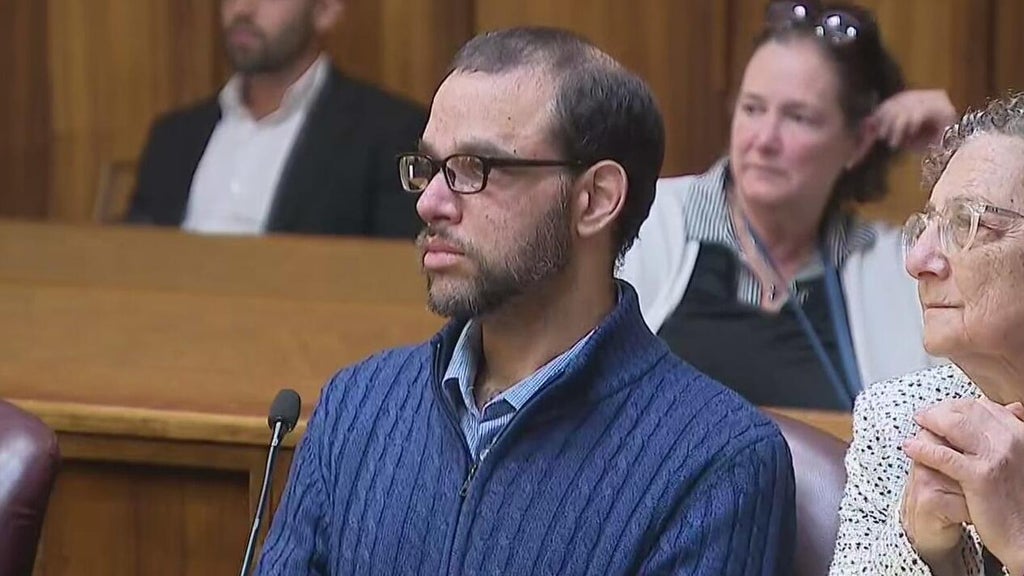 Jurors set to decide fate of man who pleaded guilty to killing estranged wife, daughters — CBS Miami, Parkland Community news