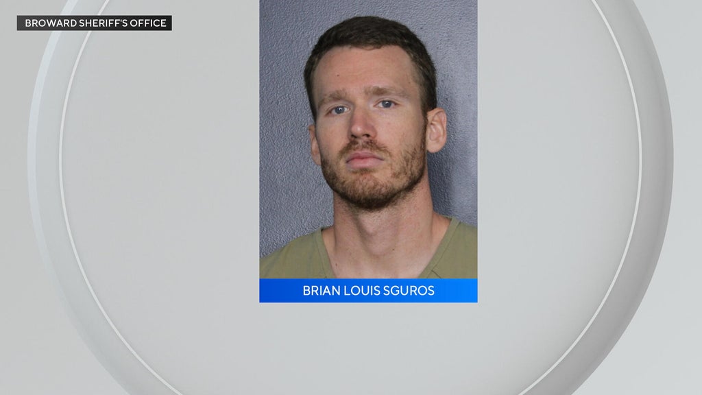 Broward officer accused of taking over home of man who died appears before judge — CBS Miami, Parkland Health news