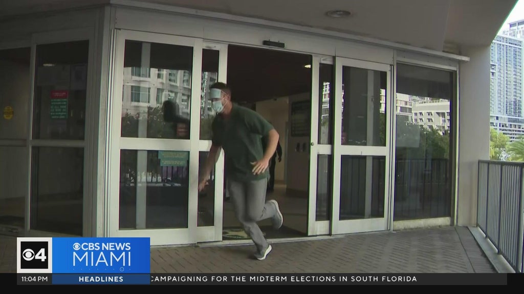 Ex-Lauderhill cop arrested for impersonating dead man runs away from cameras after release — CBS Miami, Parkland Community news