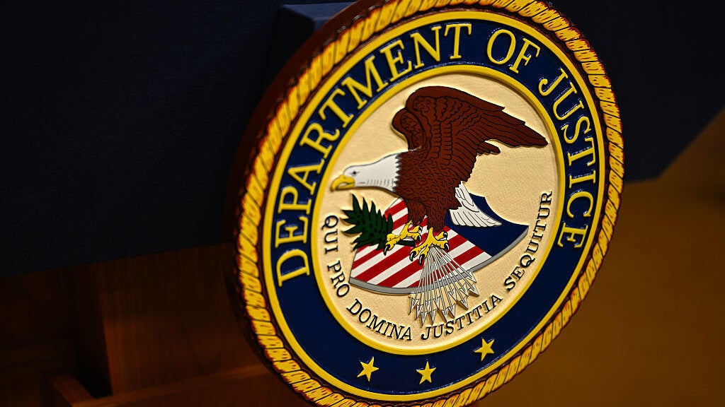 Man eyed Minnesota's Mall of America for attack, pledging allegiance to ISIS, federal prosecutors say — WCCO / CBS Minnesota, Parkland Community news