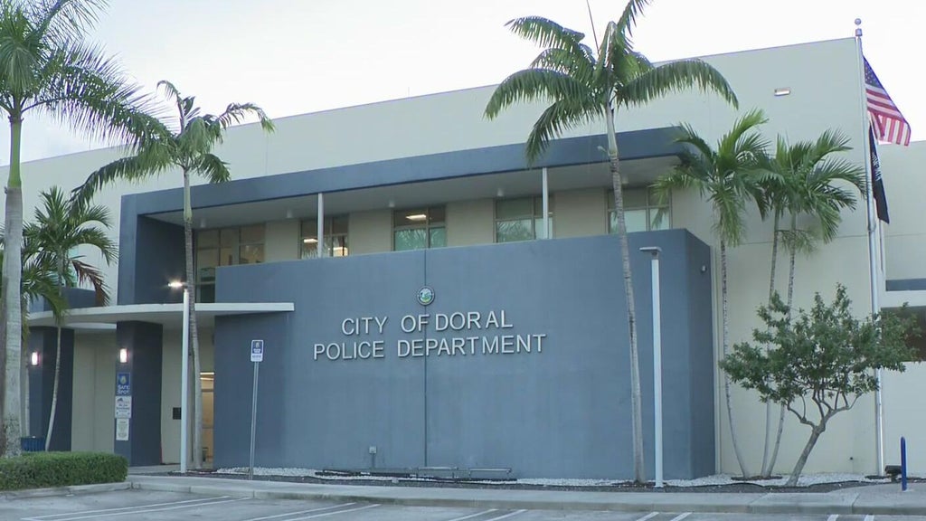 2 men accused of ambusing a buyer during a Facebook Marketplace transaction in Doral — CBS Miami, Parkland Community news