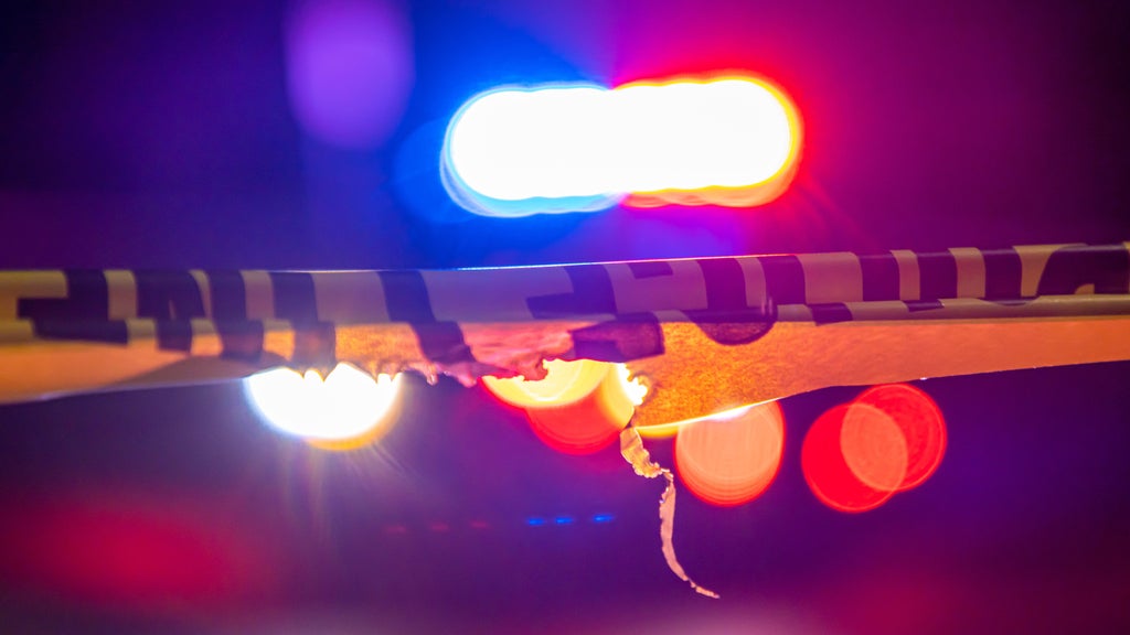 Man calls Sunrise Police to report he was shot, department says — CBS Miami, Parkland Health news