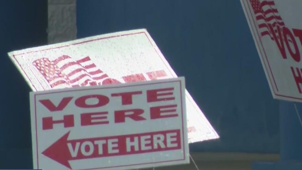 Coral Gables voters to pick new mayor, decide term length for mayor in November — CBS Miami, Parkland Government news