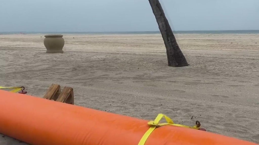 South Florida braces for king tide flooding as heavy rain, onshore winds threaten the coast — CBS Miami, Parkland Government news