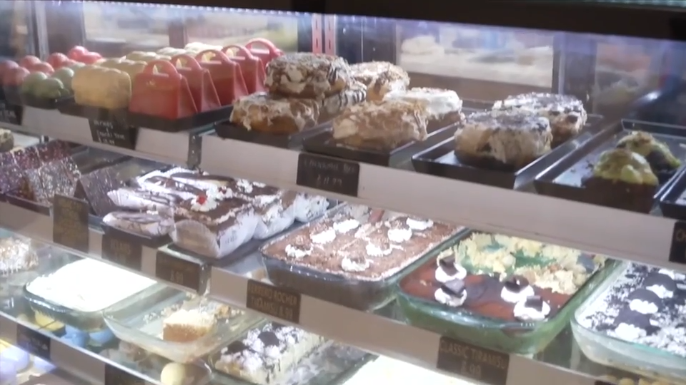 Haraz brings Yemeni coffee and unique crunchy pastries to Pembroke Pines — WSVN Entertainment, Parkland Business news