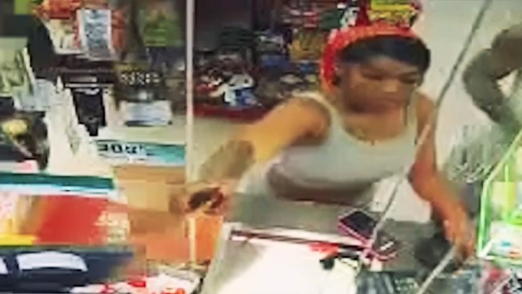BSO detectives seek to ID woman seen pepper-spraying clerk at North Lauderdale Kwik Stop — WSVN 7 Broward, Parkland Business news